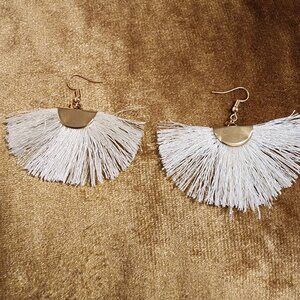 Annie Fringe Fan Earrings